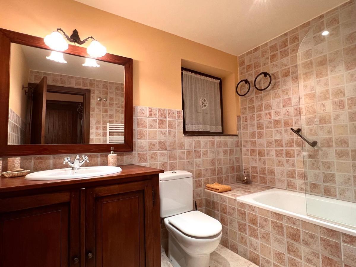 Areu Apartament De La Vall Ferrera - L'Amfitriona מראה חיצוני תמונה