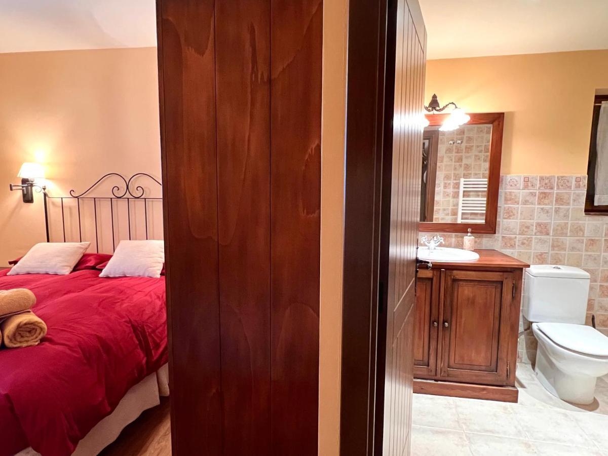 Areu Apartament De La Vall Ferrera - L'Amfitriona מראה חיצוני תמונה