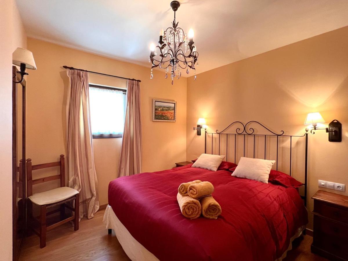 Areu Apartament De La Vall Ferrera - L'Amfitriona מראה חיצוני תמונה
