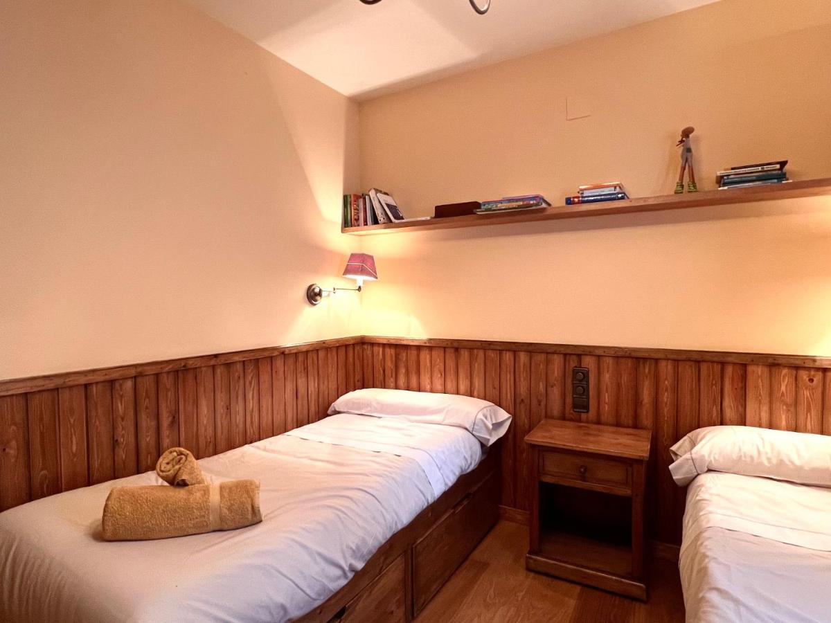 Areu Apartament De La Vall Ferrera - L'Amfitriona מראה חיצוני תמונה