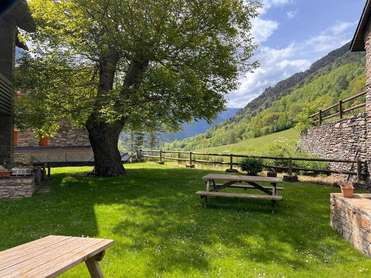 Areu Apartament De La Vall Ferrera - L'Amfitriona מראה חיצוני תמונה