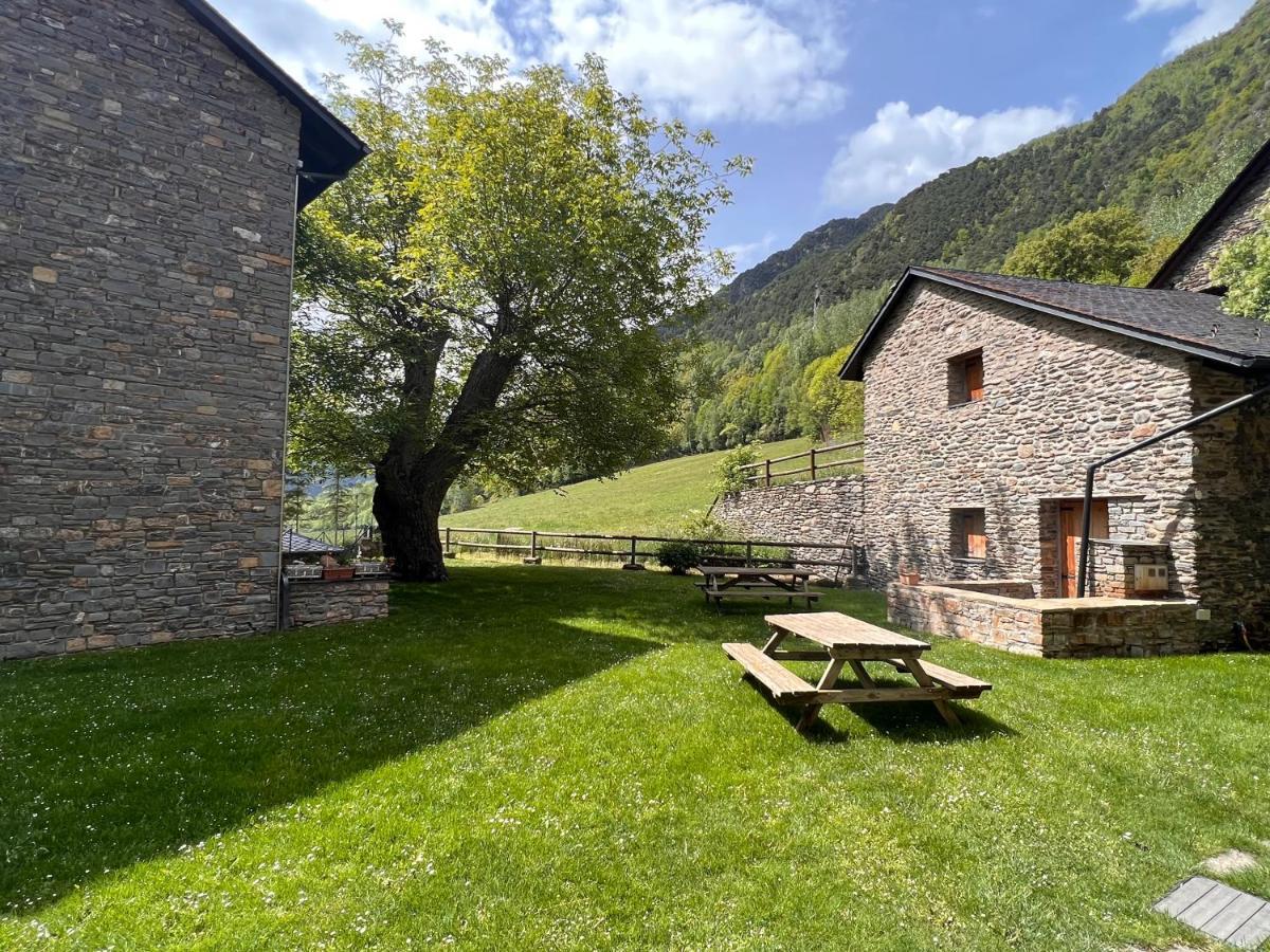 Areu Apartament De La Vall Ferrera - L'Amfitriona מראה חיצוני תמונה